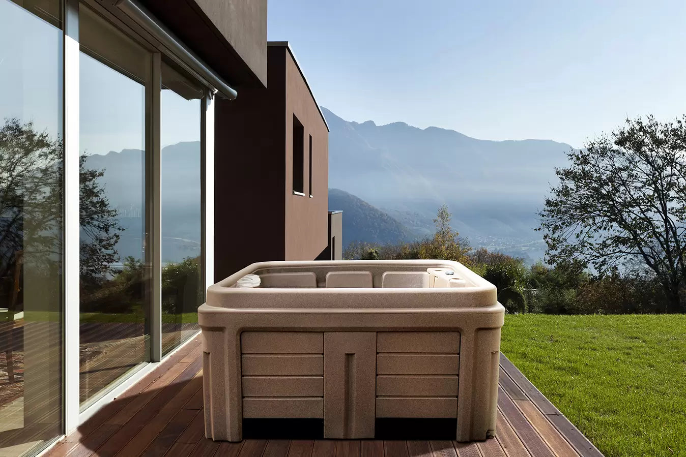 Spa Lumi-O Fantom 120V/240V Plug & Play 4-5 Places — Spas | Destination Piscine Aide St-Bruno